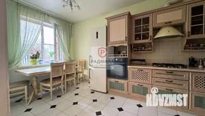 Дом 239м², 2-этажный, участок 6 сот.  