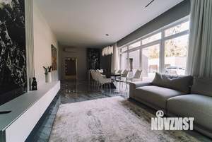 Дом 262м², 2-этажный, участок 30 сот.  