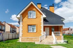 Коттедж 260м², 3-этажный, участок 17 сот.  