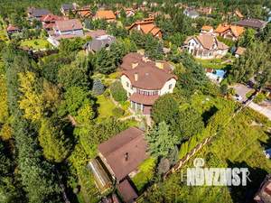 Коттедж 750м&sup2;, 2-этажный, участок 27 сот.  