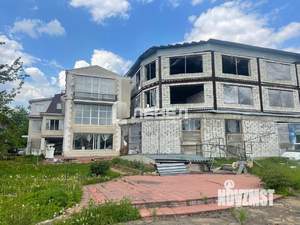 Дом 4374м², 3-этажный, участок 30 сот.  