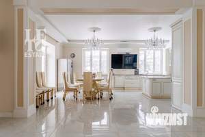 Дом 1110м², 4-этажный, участок 26 сот.  