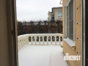 Коттедж 135м&sup2;, 2-этажный, участок 3 сот.  