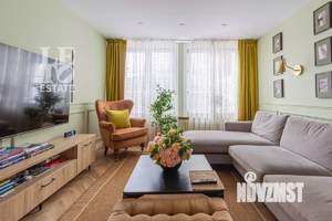 Таунхаус 200м², 3-этажный, участок 2 сот.  