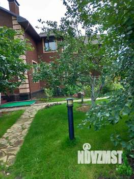 Коттедж 320м&sup2;, 2-этажный, участок 8 сот.  