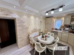 Дом 180м², 2-этажный, участок 8 сот.  