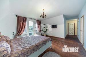Дом 220м², 2-этажный, участок 25 сот.  
