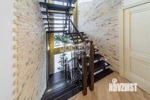 Коттедж 200м², 3-этажный, участок 7 сот.  