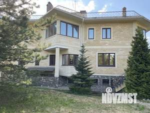 Дом 479м², 3-этажный, участок 30 сот.  