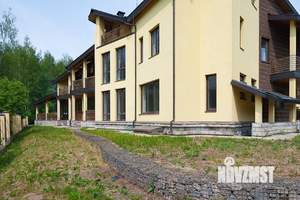 Коттедж 1252м², 3-этажный, участок 30 сот.  