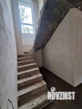 Дом 185м&sup2;, 2-этажный, участок 6 сот.  