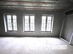 Дом 395м&sup2;, 2-этажный, участок 6 сот.  