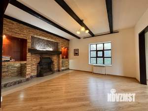 Дом 314м&sup2;, 3-этажный, участок 17 сот.  