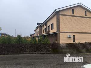 Таунхаус 90м&sup2;, 3-этажный, участок 2 сот.  