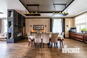 Дом 699м², 4-этажный, участок 10 сот.  