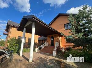 Дом 230м², 3-этажный, участок 14 сот.  