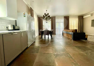 Дом 151м², 2-этажный, участок 6 сот.  