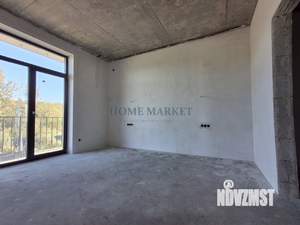 Дом 200м&sup2;, 2-этажный, участок 7 сот.  