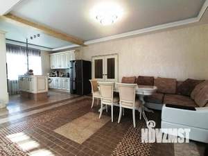 Коттедж 252м², 2-этажный, участок 14 сот.  