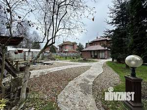 Коттедж 504м², 3-этажный, участок 25 сот.  