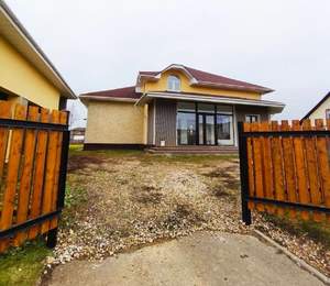 Дом 449м², 2-этажный, участок 15 сот.  