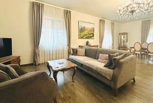 Дом 484м², 4-этажный, участок 6 сот.  
