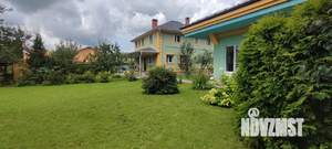 Дом 291м&sup2;, 2-этажный, участок 12 сот.  