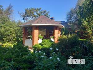 Дом 495м², 3-этажный, участок 24 сот.  