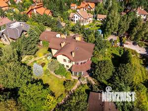 Коттедж 750м&sup2;, 2-этажный, участок 27 сот.  