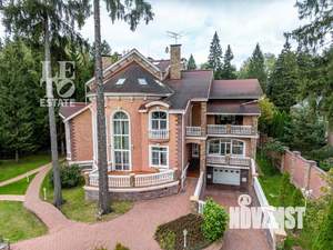 Коттедж 1177м², 4-этажный, участок 25 сот.  