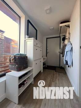 Дом 302м², 2-этажный, участок 5 сот.  