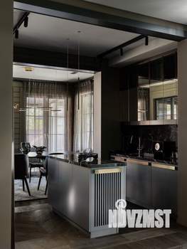 Коттедж 549м&sup2;, 3-этажный, участок 35 сот.  