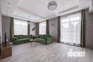 Дом 448м², 2-этажный, участок 16 сот.  