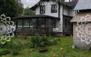 Дом 180м&sup2;, 2-этажный, участок 10 сот.  