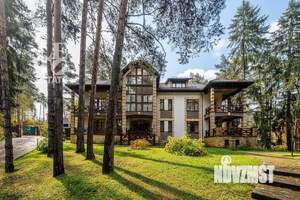 Дом 980м², 4-этажный, участок 61 сот.  