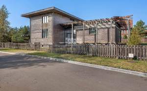 Дом 700м², 2-этажный, участок 25 сот.  
