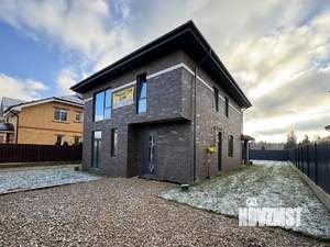 Коттедж 212м², 2-этажный, участок 6 сот.  