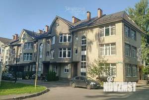 Таунхаус 260м², 3-этажный, участок 1 сот.  