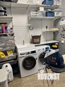 Коттедж 300м&sup2;, 3-этажный, участок 6 сот.  