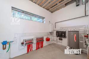 Дом 220м², 2-этажный, участок 8 сот.  