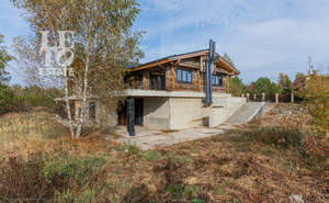 Дом 650м&sup2;, 2-этажный, участок 87 сот.  