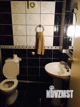 Коттедж 340м², 3-этажный, участок 45 сот.  