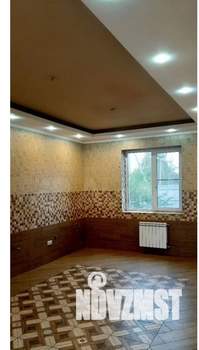 Коттедж 230м&sup2;, 3-этажный, участок 7 сот.  