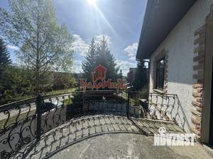 Дом 400м², 3-этажный, участок 12 сот.  