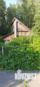 Дом 220м&sup2;, 3-этажный, участок 10 сот.  