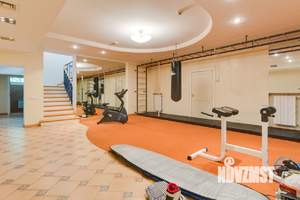 Дом 820м², 2-этажный, участок 50 сот.  