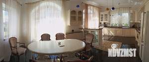 Дом 239м², 2-этажный, участок 14 сот.  