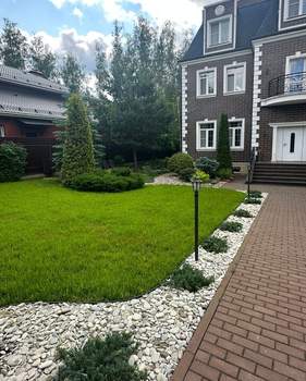 Дом 450м², 3-этажный, участок 10 сот.  