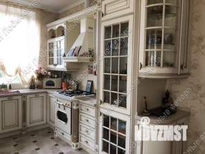 Дом 292м², 3-этажный, участок 10 сот.  