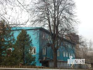 Дом 947м², 3-этажный, участок 987 сот.  